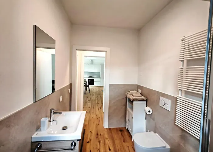 Castellana 18 House Free Parking Appartamento